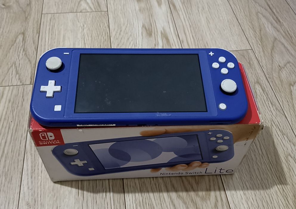 Nintendo Switch Lite [Нинтендо Свитч Лайт]