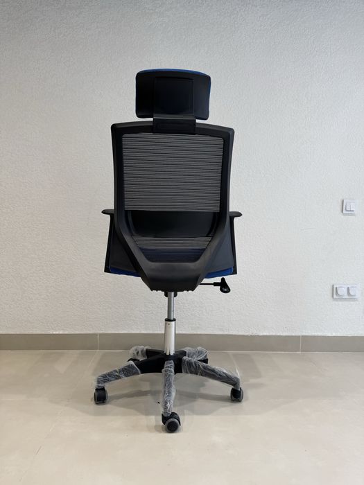 Офисное кресло Raum Kraft YS-407