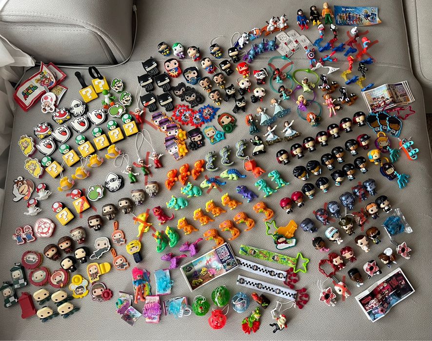 Kinder Joy играчки от шоколадови яйца - Хари Потър, Супер Марио и др