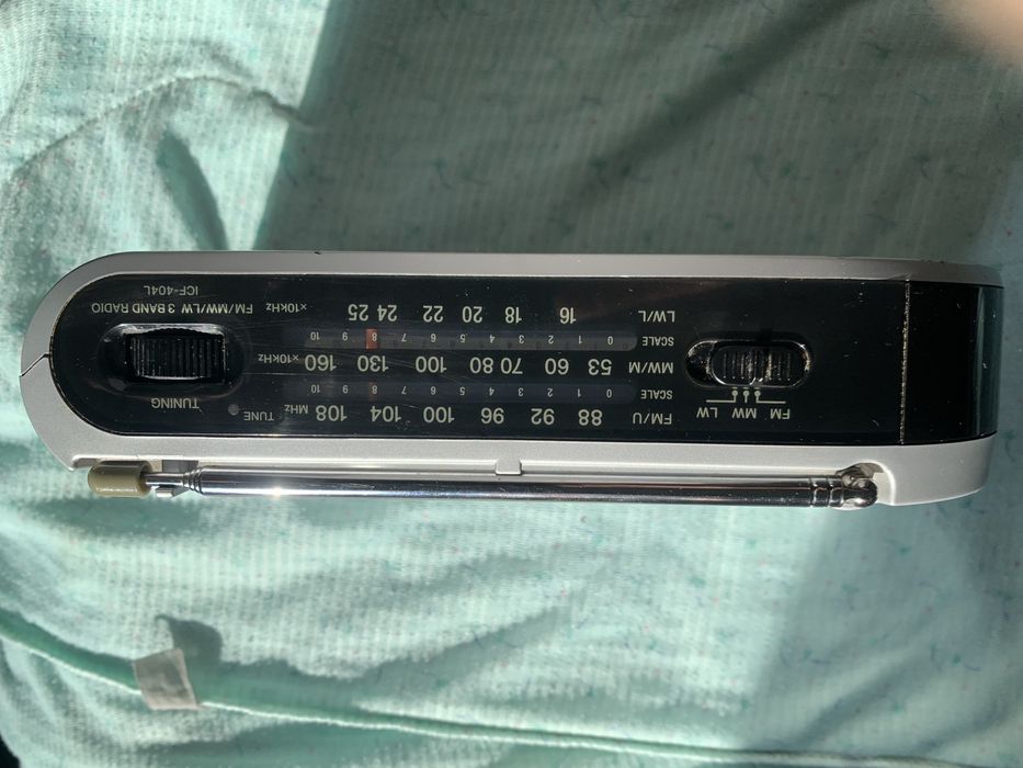 Radio Sony ICF- 404L, original