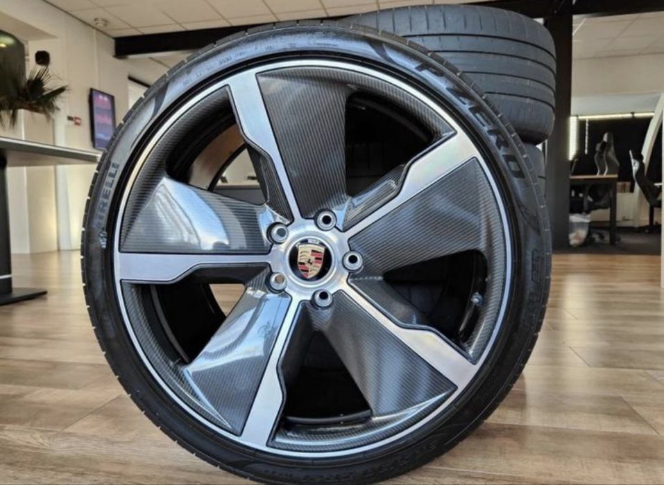 Порше тайкан джанти 21 цола / Porsche Taycan