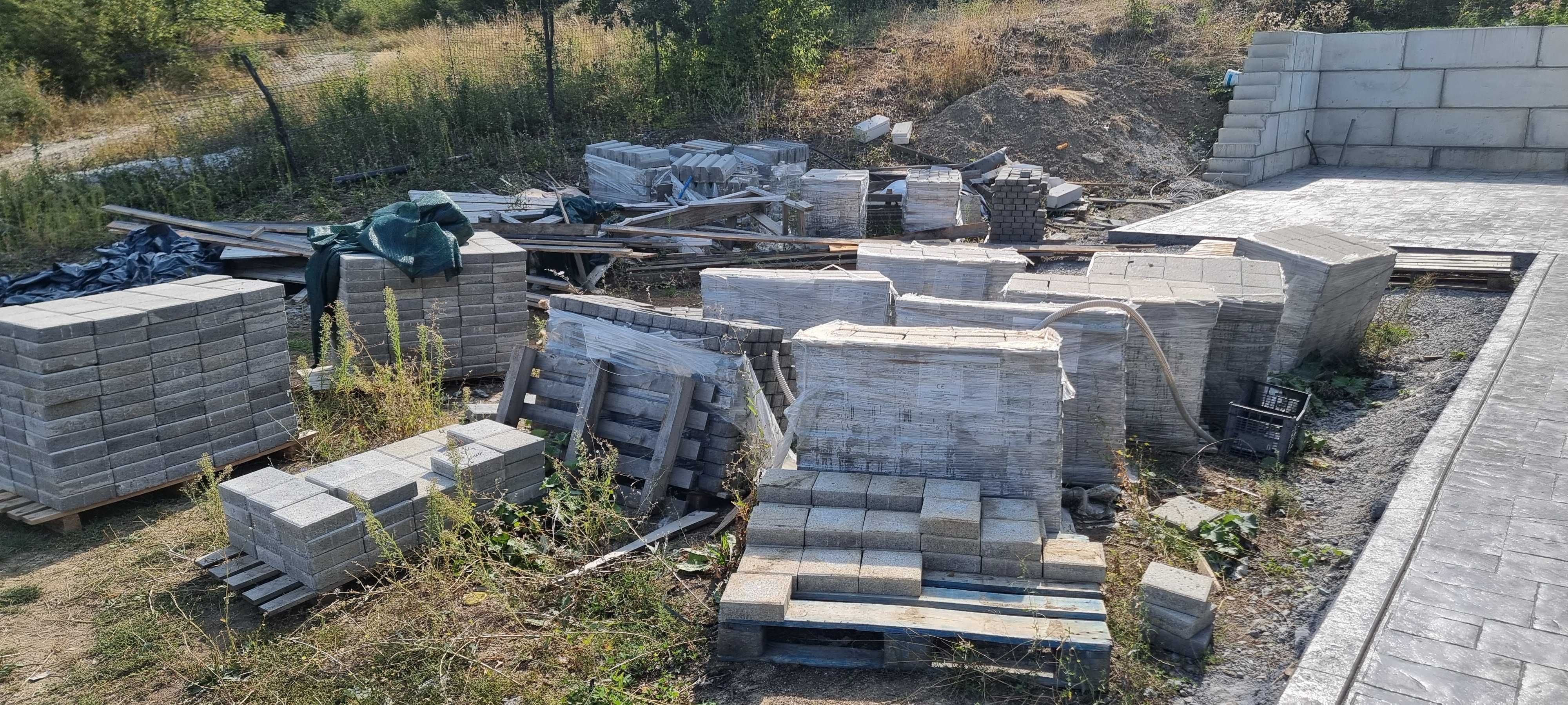 Унипаваж бял цимент дробеструен