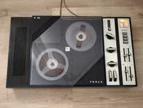 Magnetofon Tesla B90