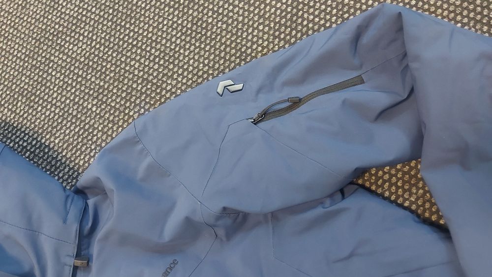 Peak performance ски яке M размер