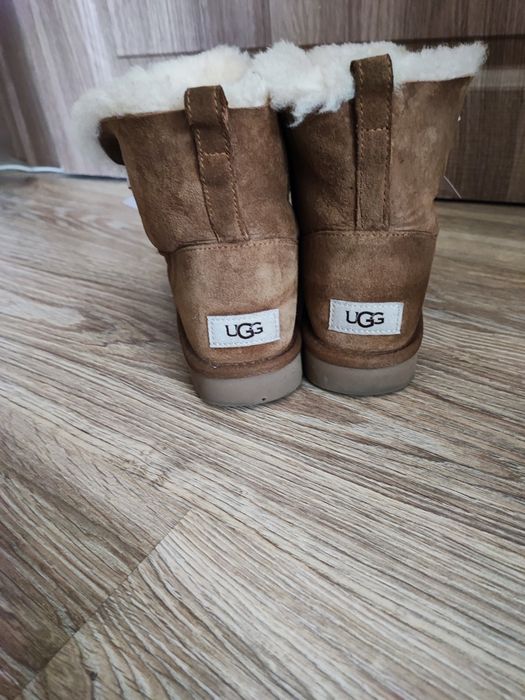 Оригинални дамски ботуши UGG EUR38 UK5