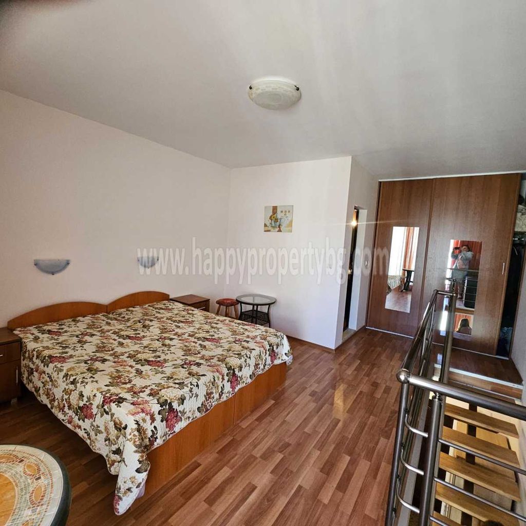 Продава се Двустаен апартамент в к.к. Слънчев бряг - 67 кв.м за 1150 €/кв.м - Снимка #8