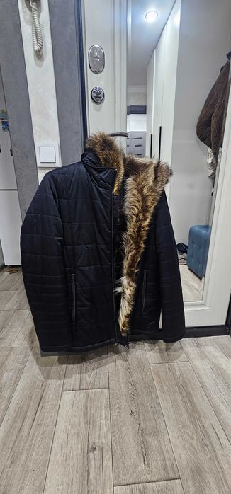 Продам мужскую зимнюю куртку