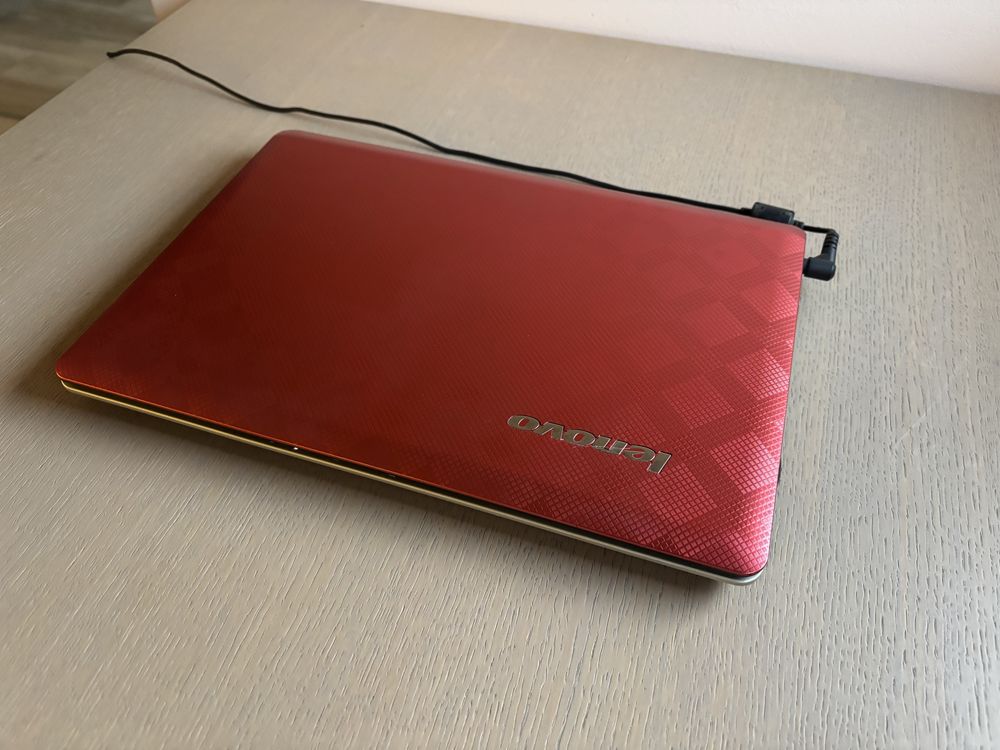 Lenovo IdeaPad U350 | Работещ безпроблемно