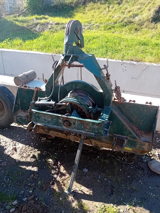 Troliu forestier 8 tone