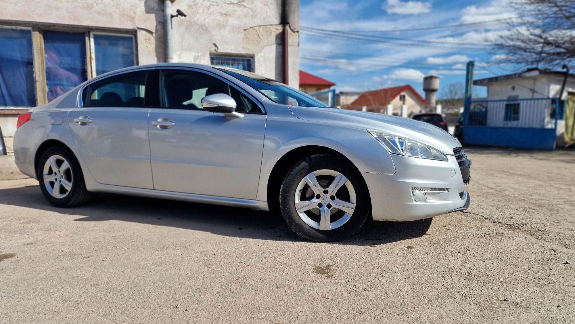 Vând Peugeot 508