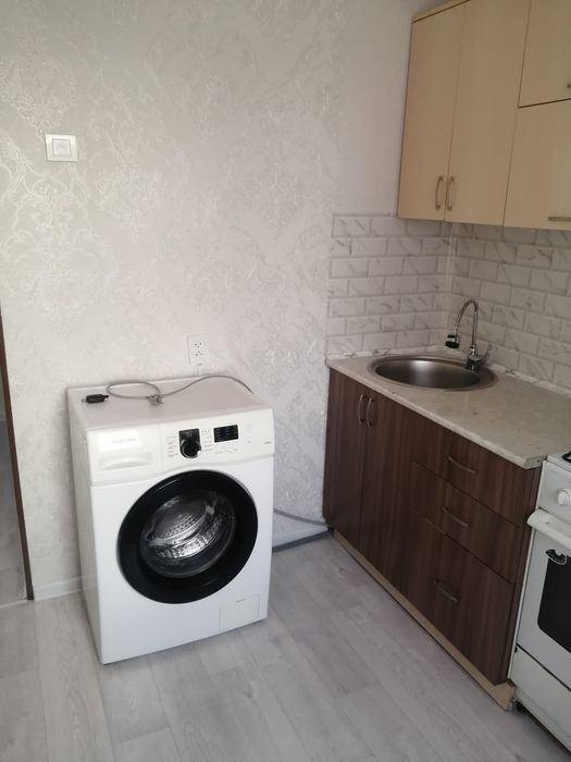 Продам 1 комн квартиру ЦЕНТР мебелью и техникой Рахмет