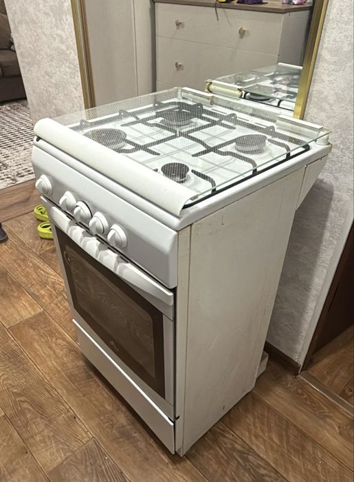 Продаю газплиту (рабочая)