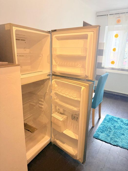 Apartament de închiriat