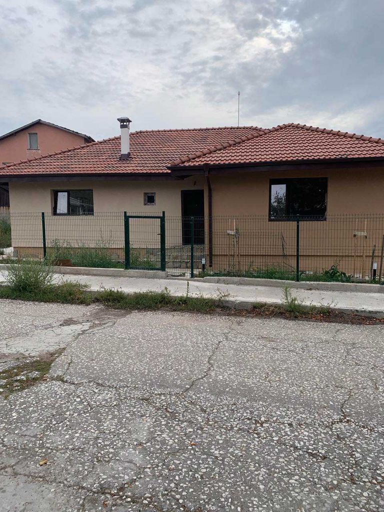 Продава се Къща в с. Чепинци, Област София-град - 119 кв.м за 1942 €/кв.м - Снимка #3