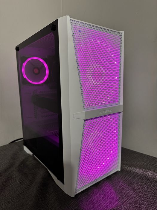 Геймърски компютър Ryzen 2400G, RX 580, 16GB