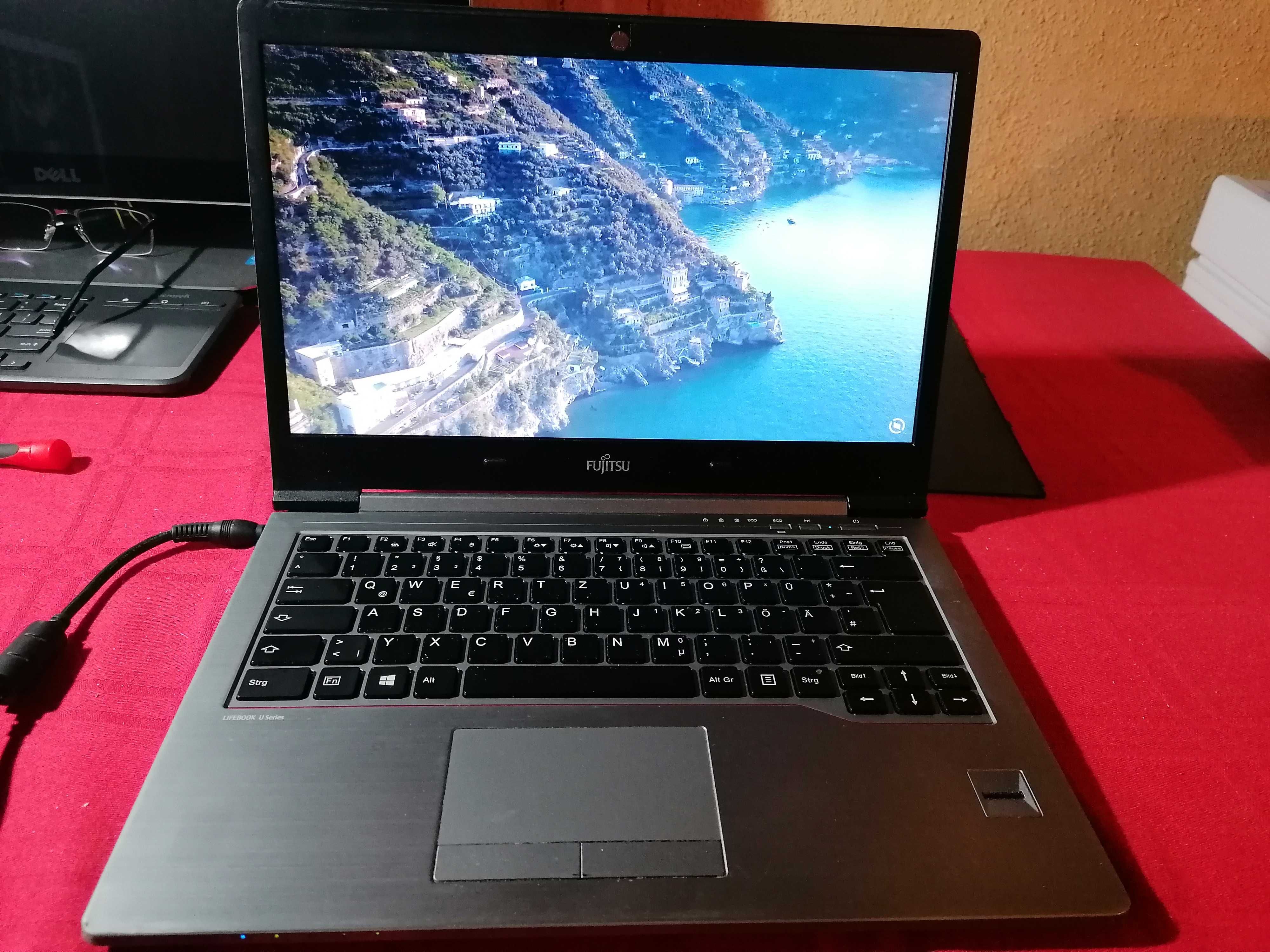 Laptop Fujitsu Lifebook U745 14 inch  Intel i5 -5200U