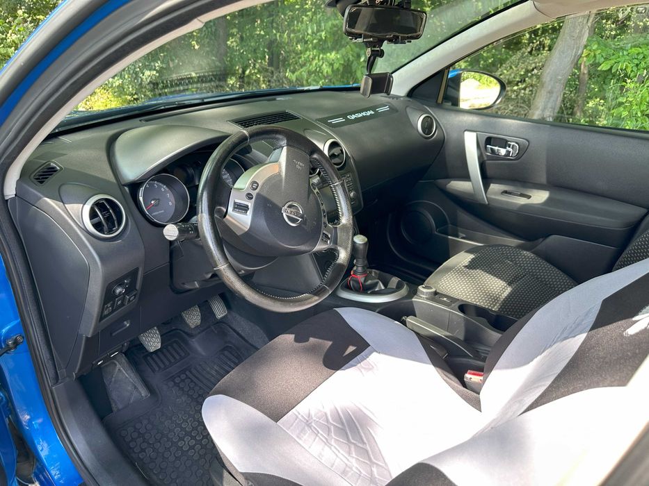 Nissan Qashqai +2  4x4,  2.0i, газ/бензин, 7 местен