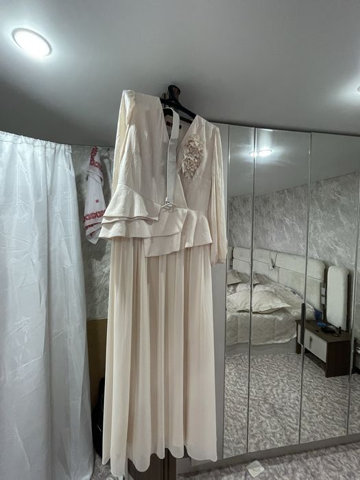 Вечерняя платья