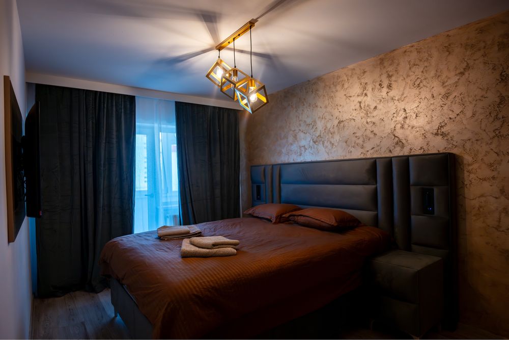 ULTRACENTRAL CENTRU VECHI.apartament in regin  hotelier cu 3 camere