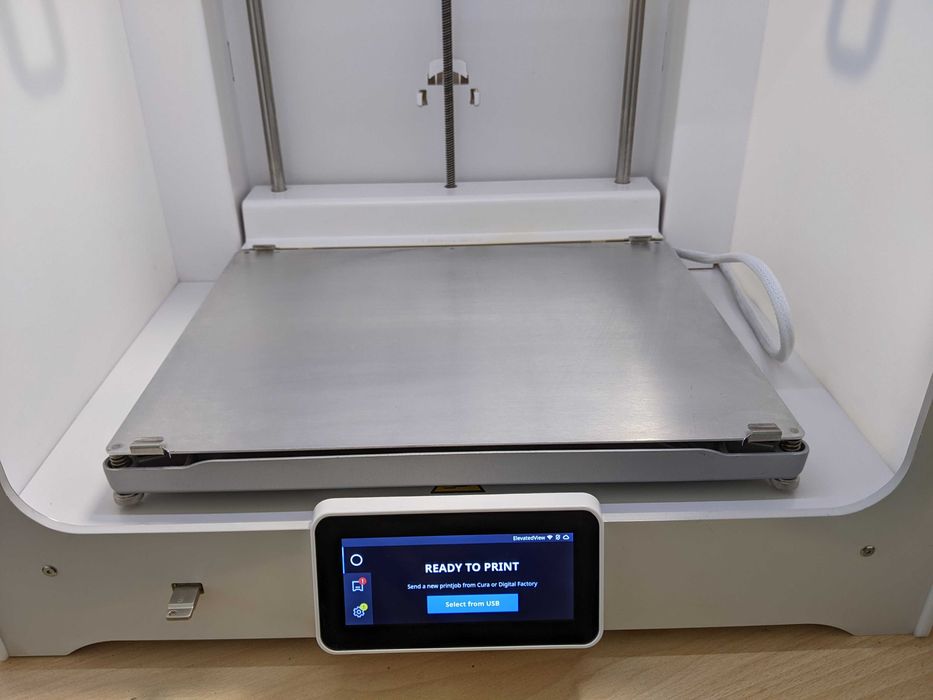 Imprimanta 3D - Ultimaker S5 + Air Filter