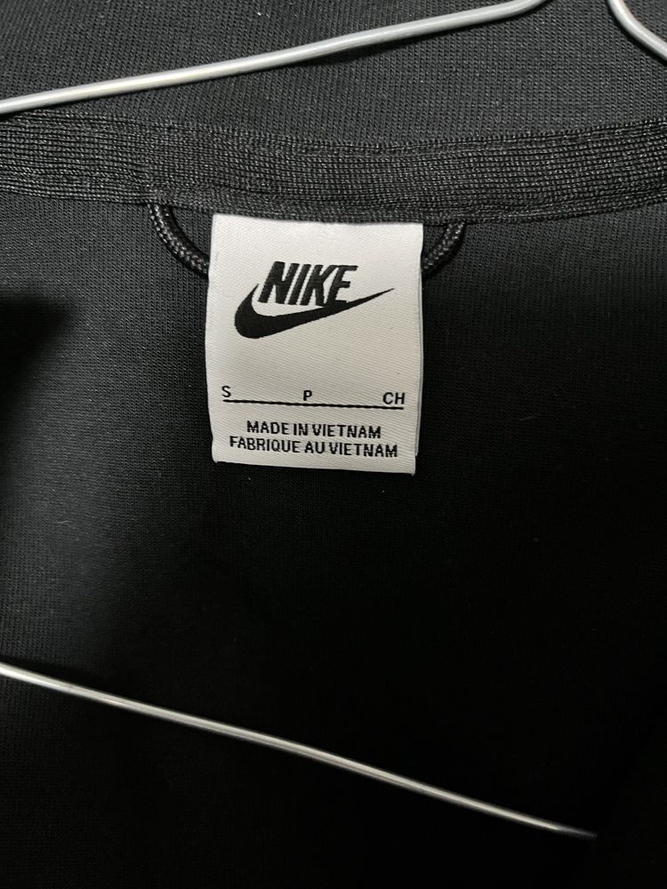 bluza nike tech fleece neagra