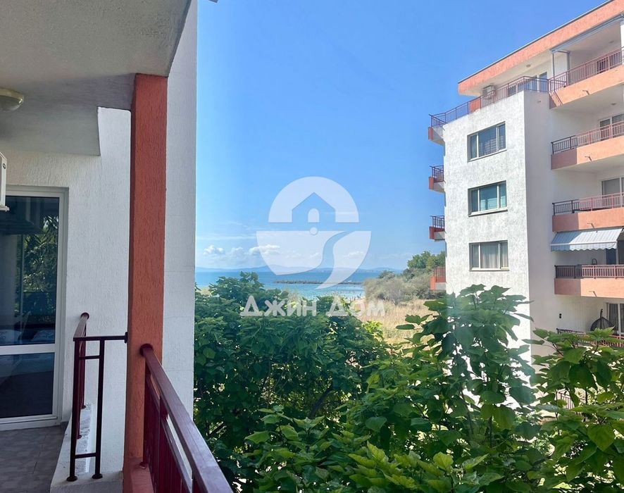 Двустаен апартамент с ГЛЕДКА МОРЕ в к-с „Ривиера Форт Бийч”, с. Равда