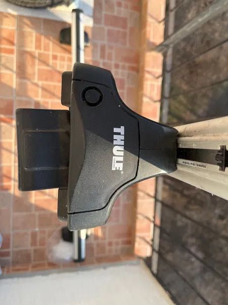 Универсални греди за багаж Thule Aero за коли без фабр.точки за монтаж