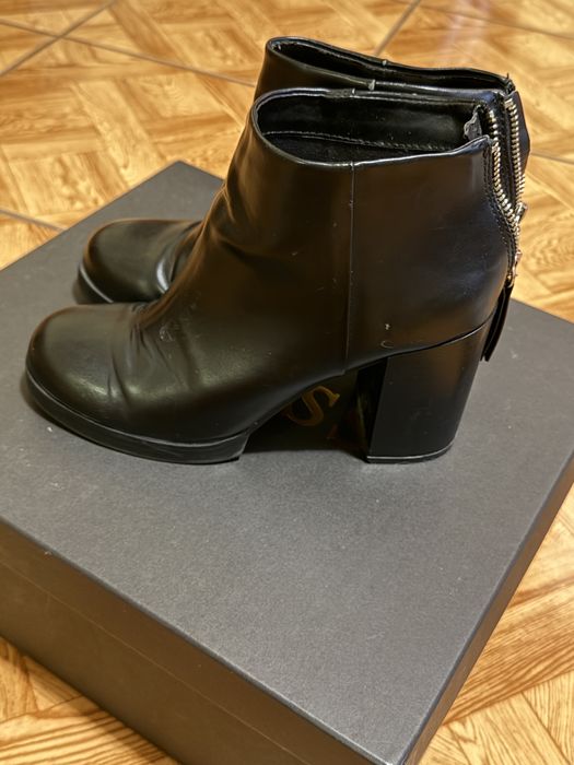 Botine dama Stradivarius in stare foarte buna