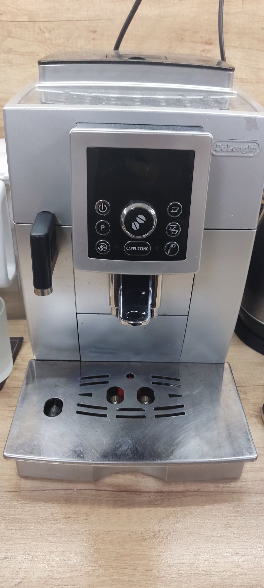 Кафе автомат Delonghi