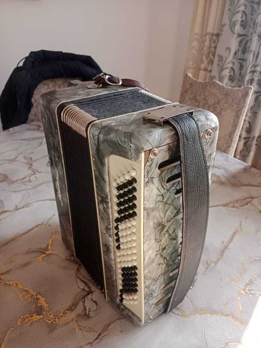 Баян  в отличном состоянии