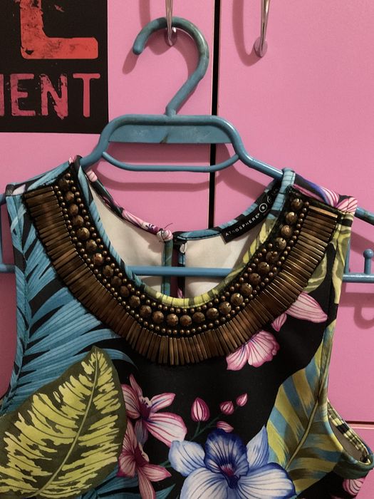 Рокля по тялото