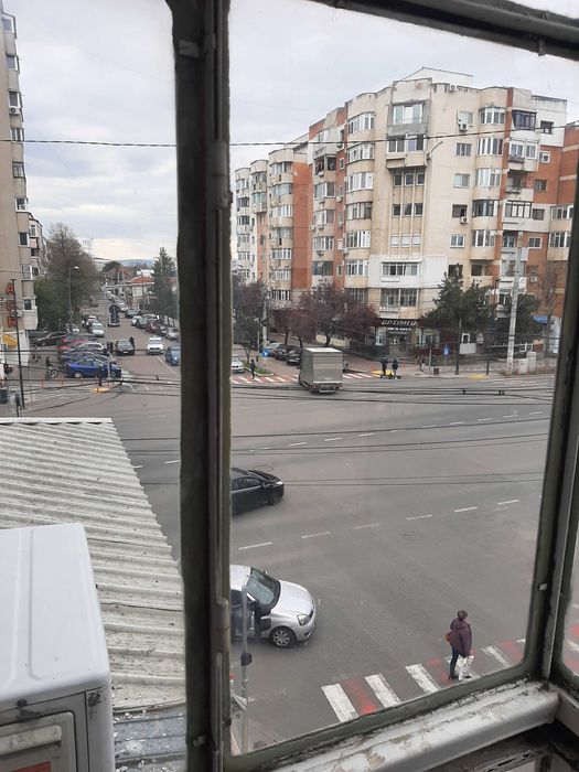 Inchiriez garsoniera Unirii Sud, et.2/10