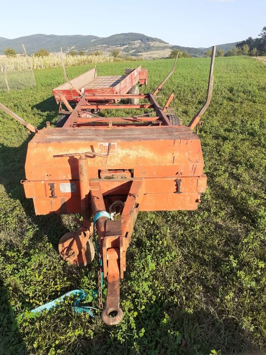 Vând 2 remorci pentru tractor