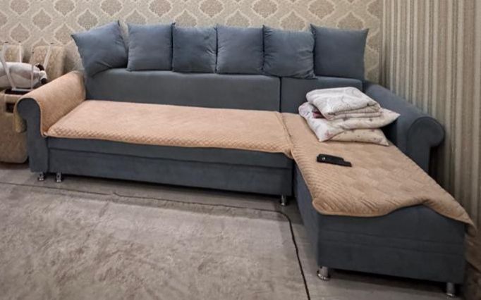 Продается диван в хорошем состоянии