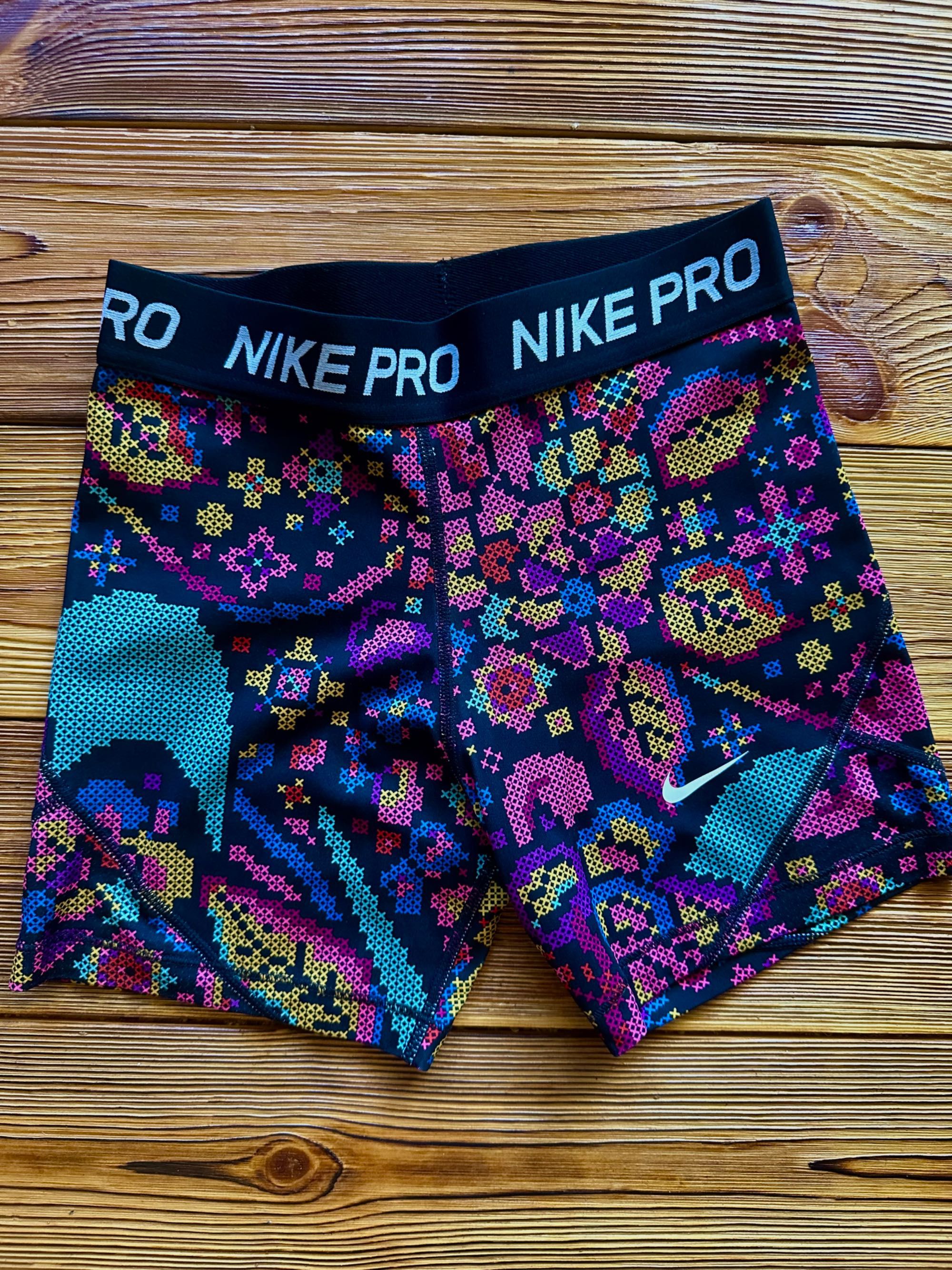 Къси клинчета Nike