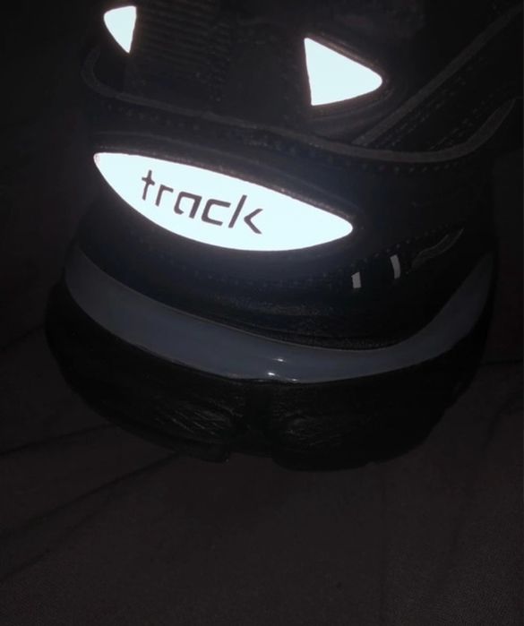Balenciaga track