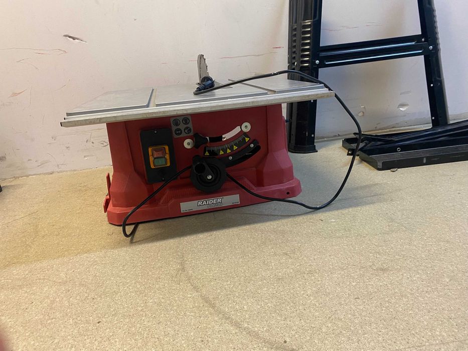 059403	Циркуляр стационарен ø254mm 2200W RD-TS12B