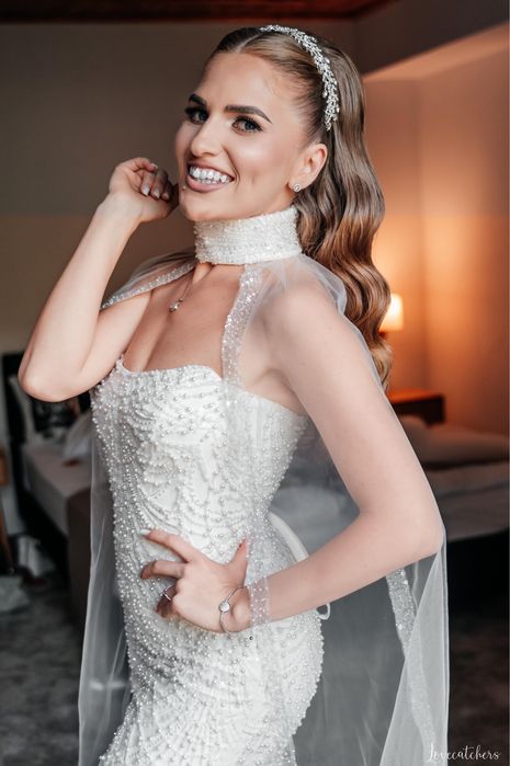 Vând rochie de mireasă, model spectaculos