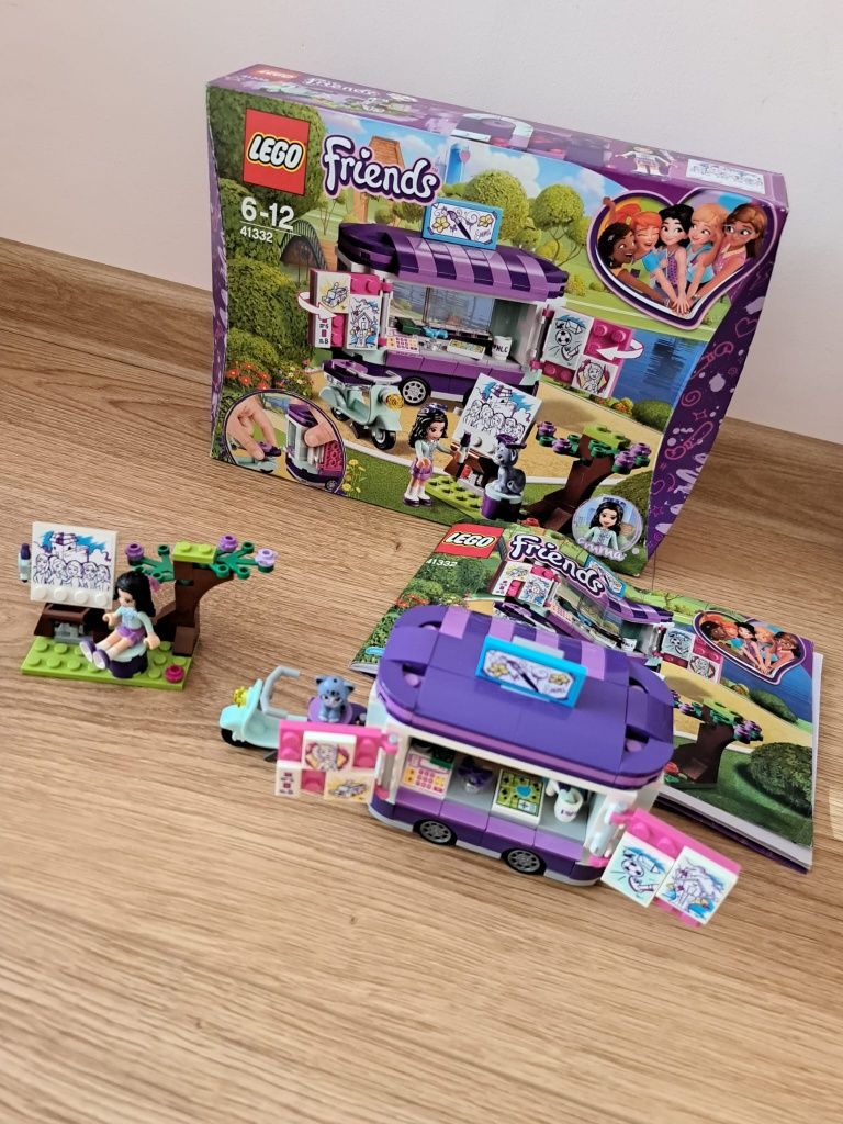 Lego 6-12 ani Standul de arta al Emmei