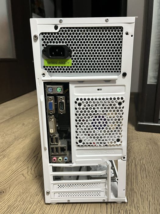 Vand Unitate Pc Gaming pentru piese