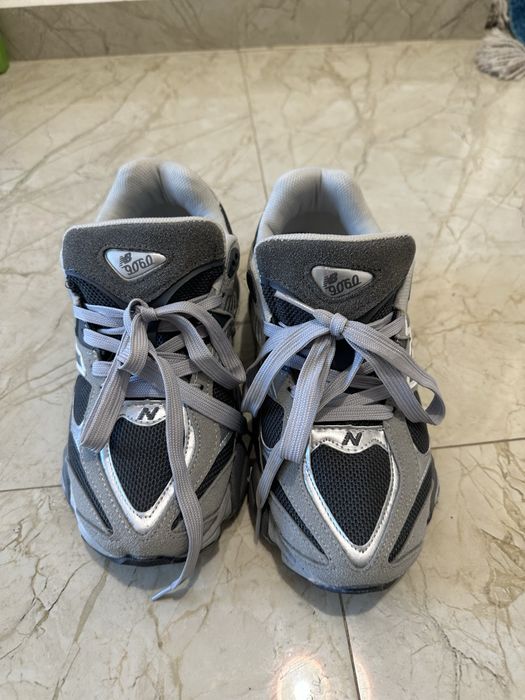 Сиви маратонки new balance