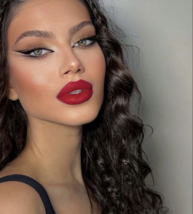 Machiaj la domiciliul clientelor