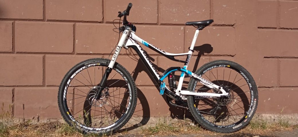 Висок клас карбонов велосипед Cannondale Trigger Carbon 2