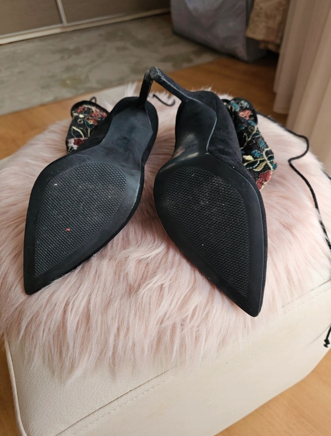Pantofi toc Zara