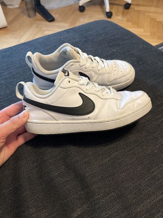 Nike albi numar 37,5