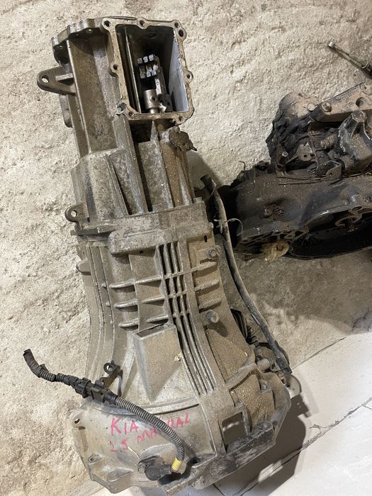 Cutie viteze Kia Sorento manuala  2.5 crdi 140 cai /d4cb / 2002-2011