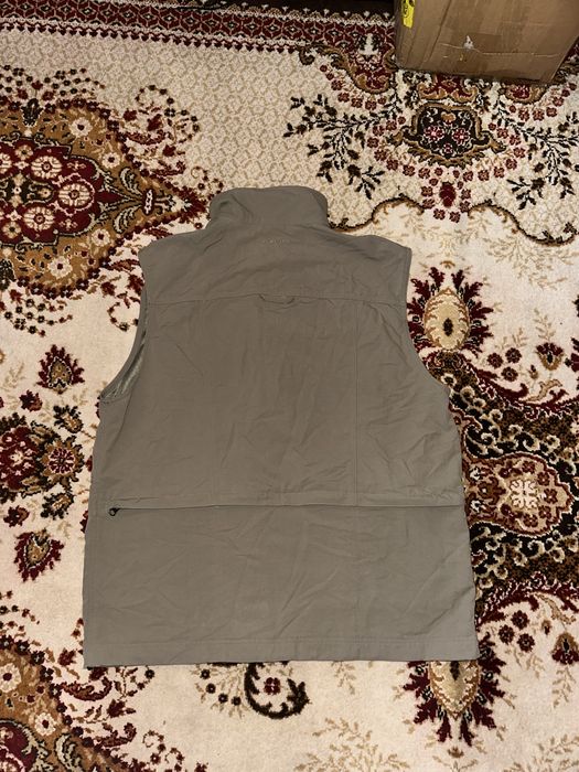 Vesta Columbia.mammut,salewa,rab,arcteryx,salomon,patagonia,fjallraven