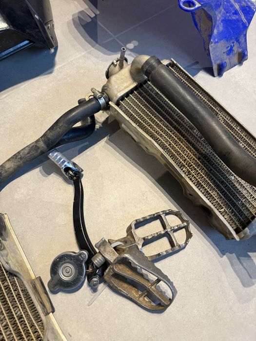 Yamaha yz450f 2017, Пластмаси , Радиатори , Седалка , Степенки, Лост.