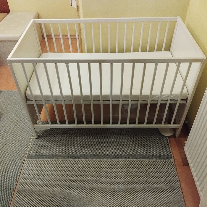 Patut bebe Ikea cu saltea