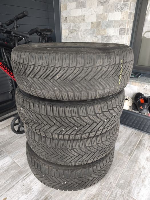 Vând anvelope Michelin!